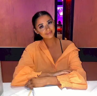 Johnin tytär Louise Hunt, joka löydettiin kuolleena epäillyn kauhistuttavan varsijousihyökkäyksen uhriksi