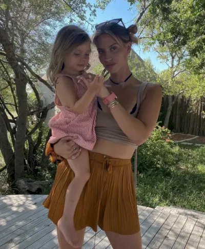 L'ex di Ferne McCann è stata portata in prigione due settimane dopo aver partorito domenica