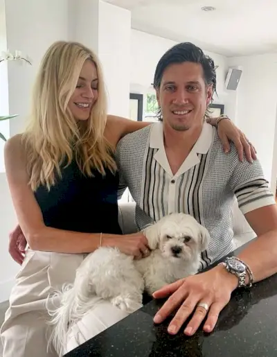 Tess, Vernon ja heidän perheensä asuvat Buckinghamshiressa