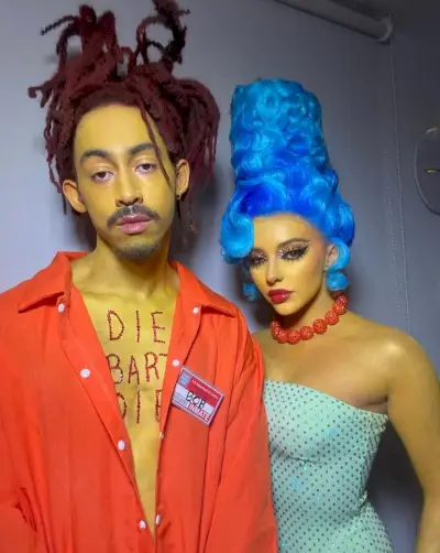 Jade i Jordan podzieliły się swoją kreatywnością podczas Halloween w 2021 r., kiedy wpływowa para przebrała się za Marge Simpson i Sideshow Boba na doroczne przyjęcie Mayi Jamy