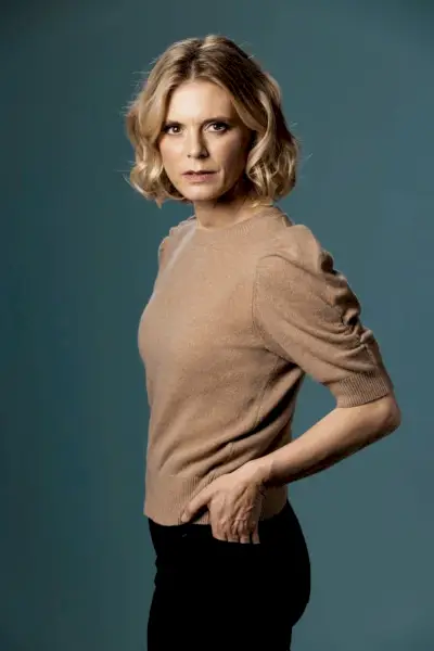Emilia Fox