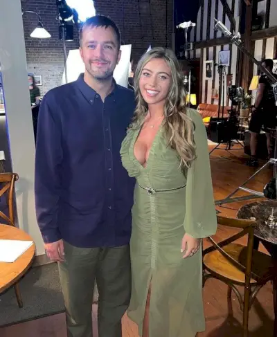 Tyne-Lexy Clarson protagonitza la nova sèrie de la comedia de situació Buffering d'Iain Stirling