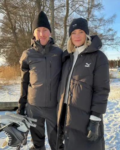 Fridolina bor med sin sambo Simon Skott i utkanten av Barcelona efter att ha träffat varandra när hon spelade för Linköping FC