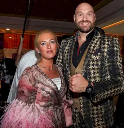 Paris i Tyson powitali na świecie siedmioro dzieci w ciągu piętnastu lat małżeństwa