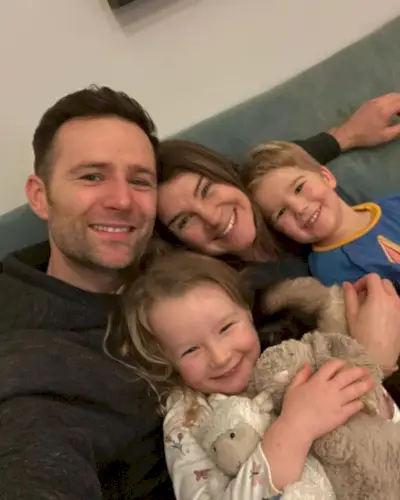 Juddowie dzielą się wglądem w swoje szczęśliwe życie rodzinne