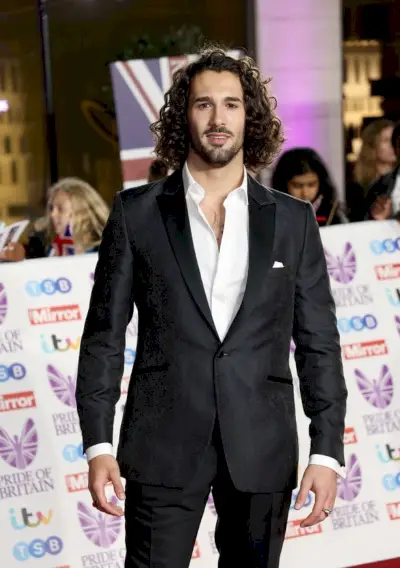 BBC:n tiukasti ammattitanssija sensaatiomaisesti 'kirvenyt' kumppania kohtaan esitettyjen väärinkäytösten vuoksi