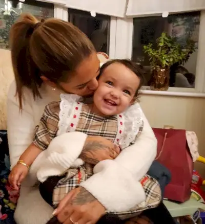 Malin Andersson jakaa sydäntäsärkevän syyn eroon Xayan isästä