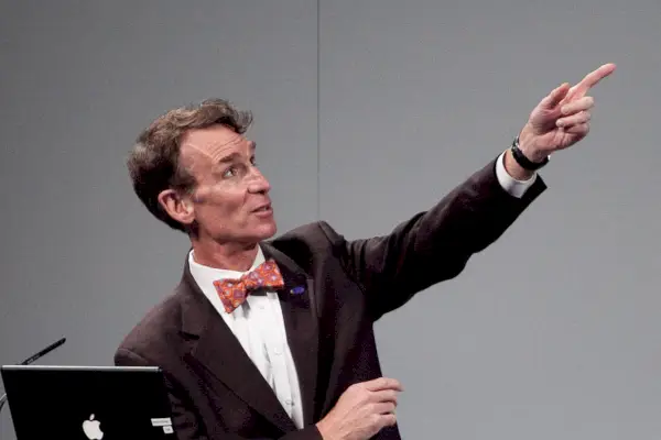 Bill Nye non è un 'guerriero della giustizia sociale': sta solo cercando di insegnare agli spettatori di Netflix