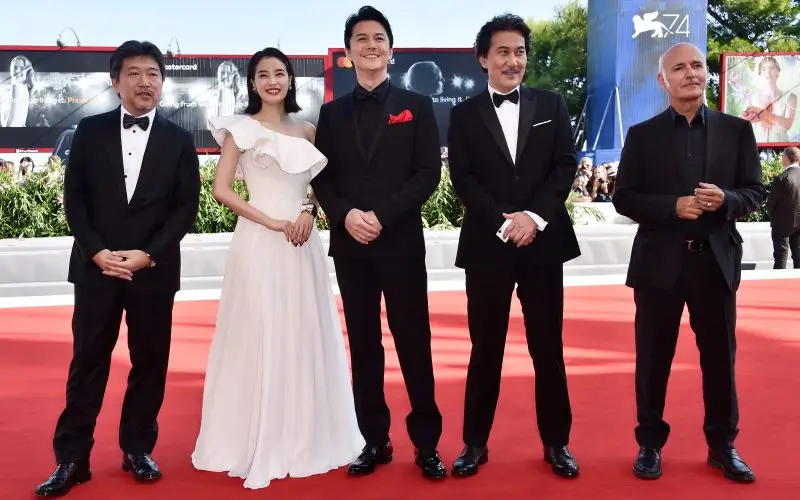 Ludovico Einaudi nettovärde - Wiki, ålder, vikt och längd, relationer, familj och mer