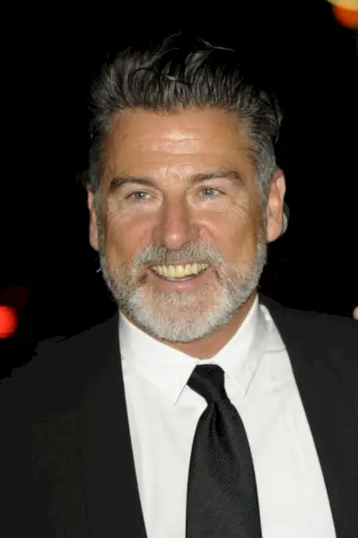 Ross havaittiin viimeksi vuonna 2014 osallistumassa Lorraine Kellyn 30-vuotisjuhlaan aamiaistelevisiossa Langham-hotellissa Lontoossa, Iso-Britanniassa.