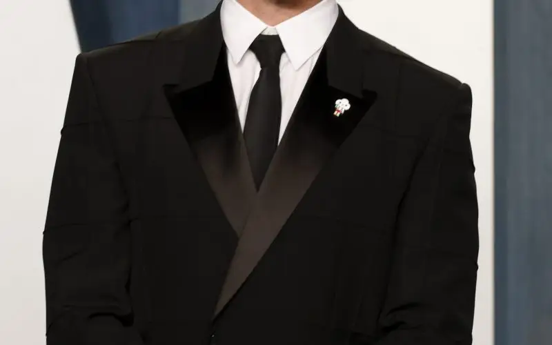 Diplomin nettoarvo – Wiki, ikä, paino ja pituus, ihmissuhteet, perhe ja paljon muuta