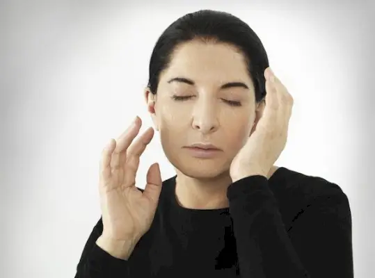 Marina Abramovic: Jag gjorde tre aborter eftersom barn håller tillbaka kvinnliga artister