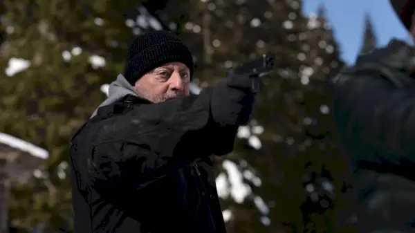 Jean Reno w „Z zimną krwią”.