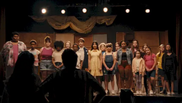 Recension av 'Theater Camp': En förtjusande och lustfylld mockumentary