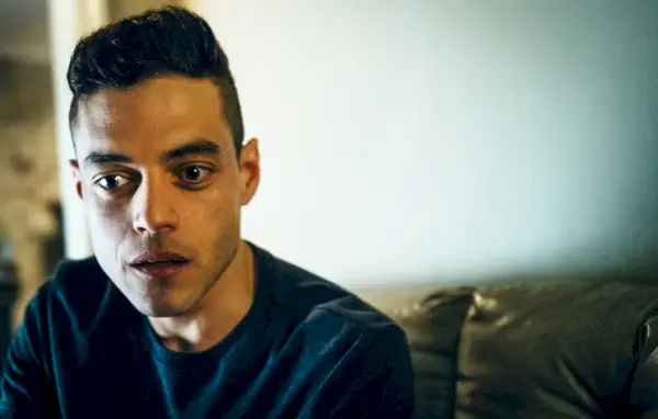 Rami Malek Elliot Aldersonina -- (Kuva: Michael Parmelee