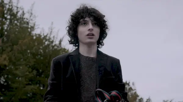 Finn Wolfhard elokuvassa The Turning