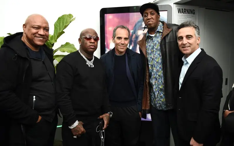 Ronald Slim Williamsin nettovarallisuus – Wiki, ikä, paino ja pituus, ihmissuhteet, perhe ja paljon muuta