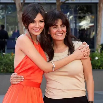 Victoria Justice Mother