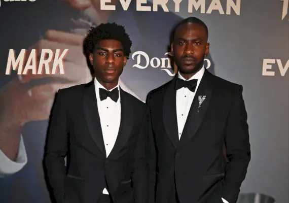 Näyttelijä Jude Carmichael ja Skepta