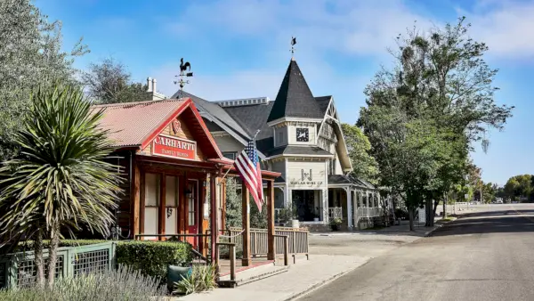 Kuva: Los Olivos, Santa Ynezin laakso.