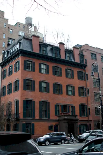 La casa privada més gran que queda en mans privades a Nova York, per Brendan Gill