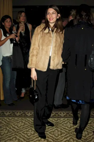 Zdjęcie: Sofia Coppola na afterparty Marca Jacobsa jesienią 2006 roku w Nowym Jorku.