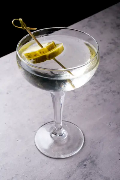 suolakurkku martini