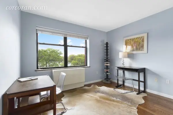 Ei varsinaisesti Aleksandr Petrovksy