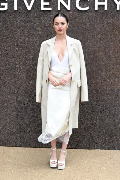 Bild: Olivia Rodrigo 2022, Givenchy Show.