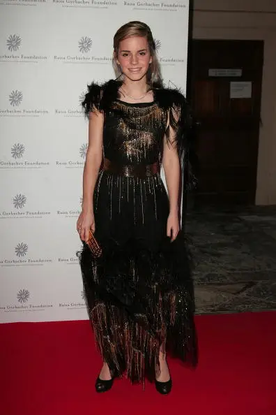 Raisa Gorbatšovin säätiön puolue? Punainen matto