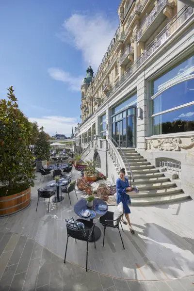 ulkoruokailun ulkopuolelta