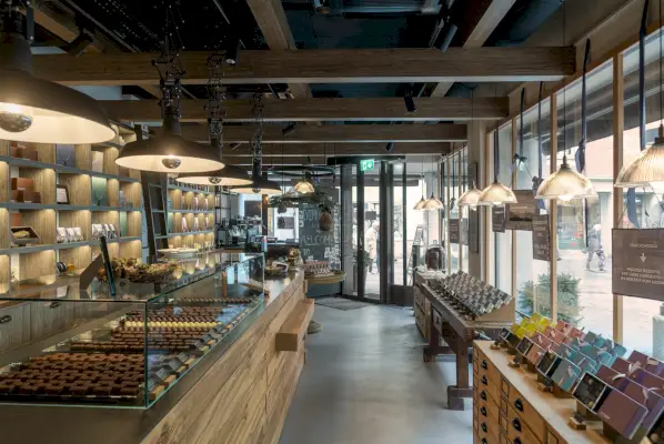 keittiön sisustus palkkeilla