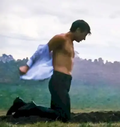 Barry w serialu Saltburn Netfliksa