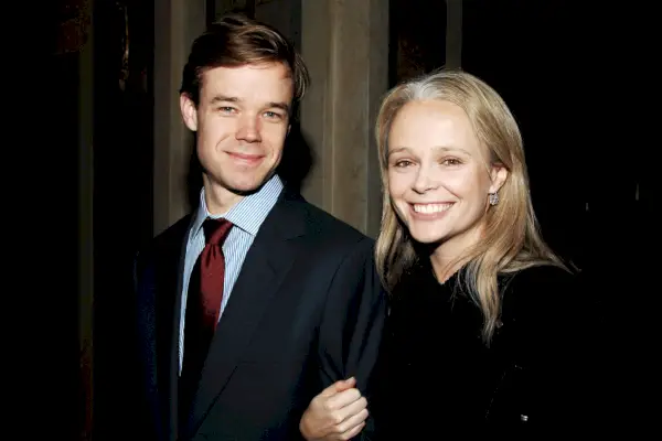 Theodore Roosevelt V i la seva dona, Serena Torrey, acaben d'enumerar el seu loft de Tribeca.