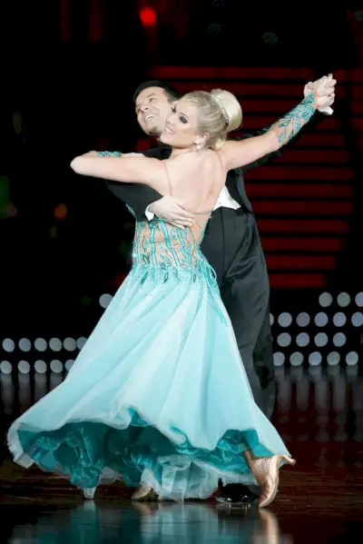 Letitia Strictly Come Dancing -sarjassa viisi