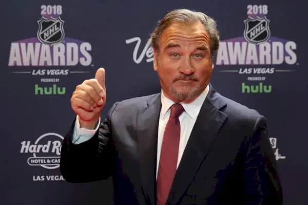 Jim Belushi anländer till 2018 års NHL Awards som delas ut av Hulu på Hard Rock Hotel & Casino den 20 juni 2018 i Las Vegas, Nevada
