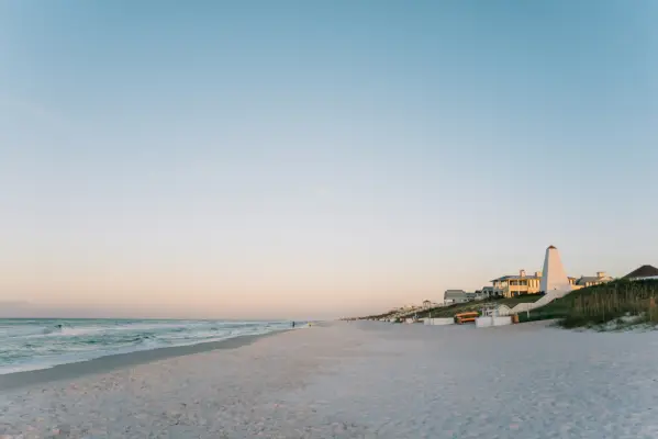 stranden vid solnedgången