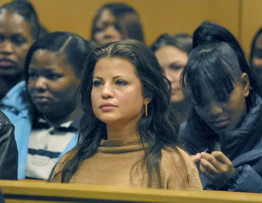 Skådespelerskan Yasmine Bleeth är nu nykter