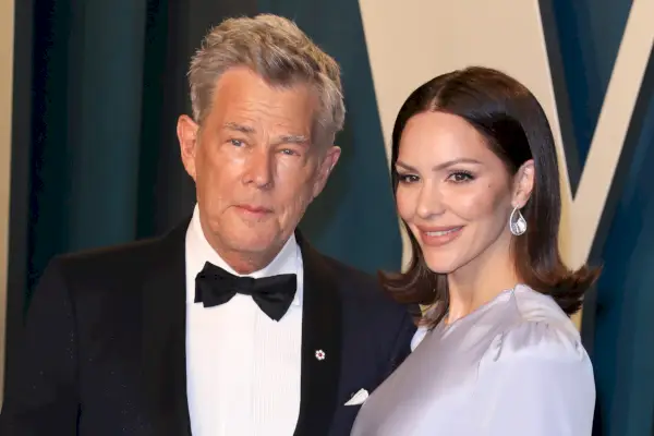 Katharine McPhee ja David Foster maksoivat 7,05 miljoonaa dollaria Brentwood Park -kodista