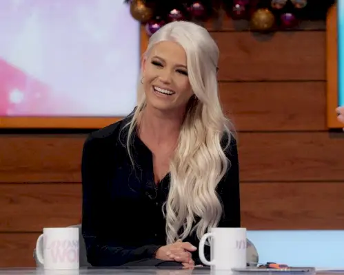 Danielle Harold sobre Dones soltes