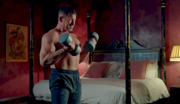 Andrew har kommit tillbaka vältränad