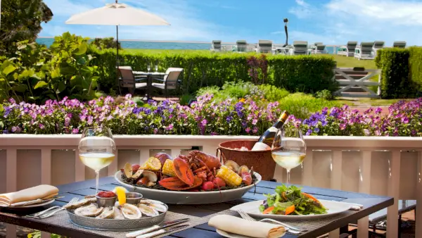 Un bonic brunch amb vistes.