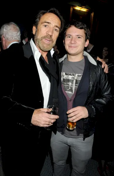 Ihmisoikeuslakimieskoulutuksen jälkeen Gabriel Thomson on siirtynyt pois valokeilassa