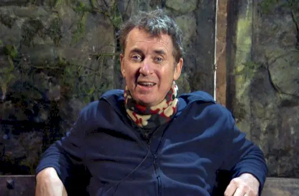 El 2020, el Mirror va informar que Shane estava considerant canviar el seu cognom a Richie per demostrar que recolzava el seu pare mentre estava a I'm A Celebrity Get Me Out Of Here