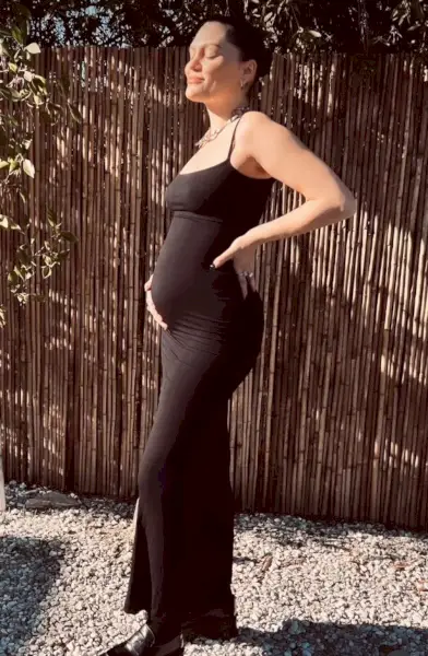 Es creu que Jessie està sortint amb el jugador de bàsquet professional Chanan Colman