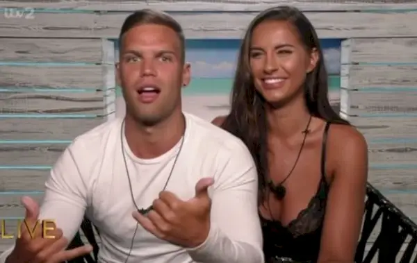 Jess och Dom träffades på den tredje serien av Love Island 2015