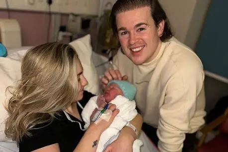 Eoghan Quigg ja hänen kumppaninsa Amy ovat saaneet toisen lapsensa tervetulleeksi