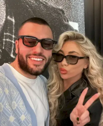 Lähteiden mukaan Lewis ja Catherine olivat hyvin