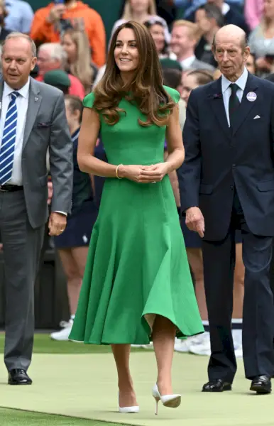 Middleton indossa un abito verde brillante