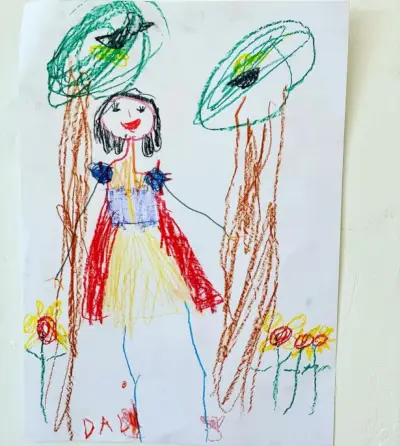 Noels datter Dali ser ud til at følge i sin fars kunstneriske fodspor